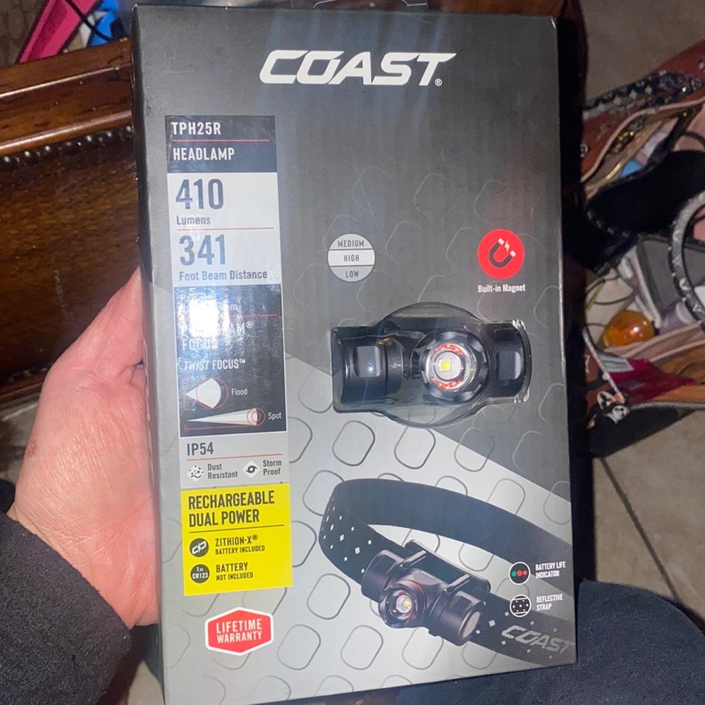 Coast 410-Lumen LED Rechargeable Headlamp (Battery Included) TPH25R NEW!